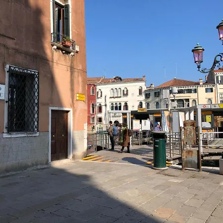 Lägenhet San Stae Charming Gran Canal Venedig